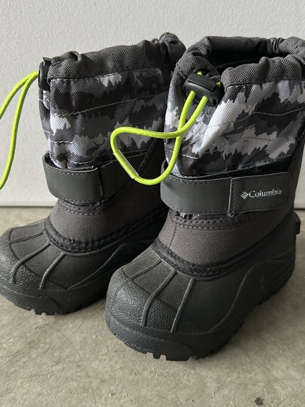 Columbia Kids Black Snow Boots with Neon Yellow Lacing
